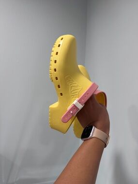 Calzuro Classic Clog Without Holes